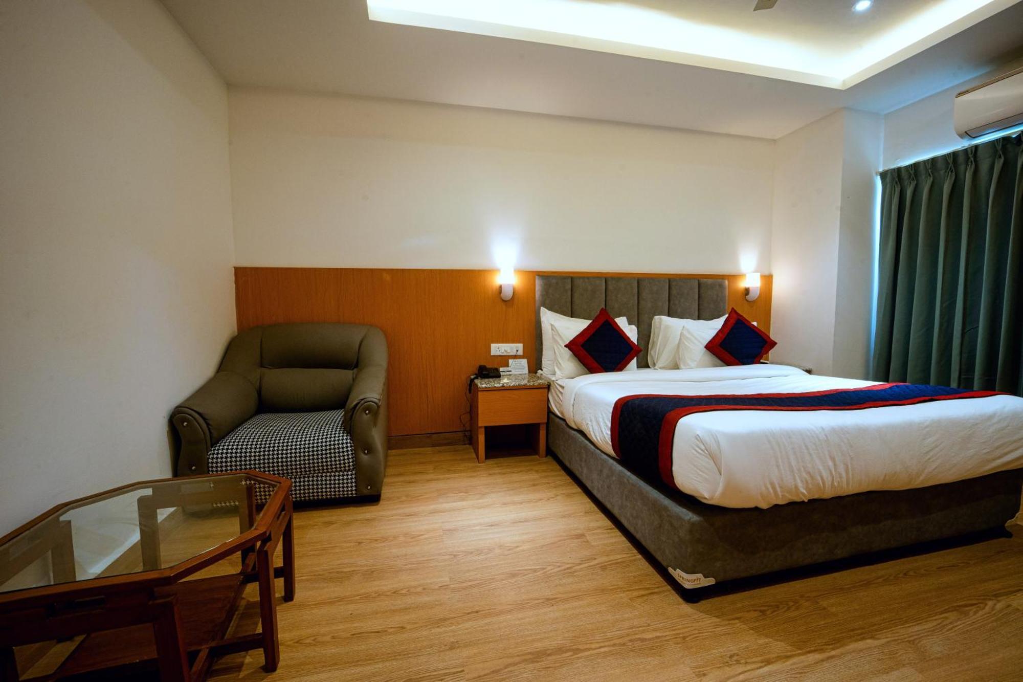 Grand Legacy Beacon, Dehradun Hotel Exterior photo